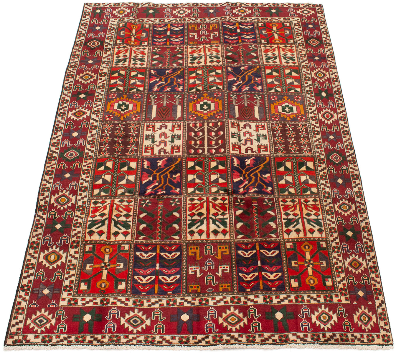 Tapis bakhtiari 6'6" x 9'4" en laine