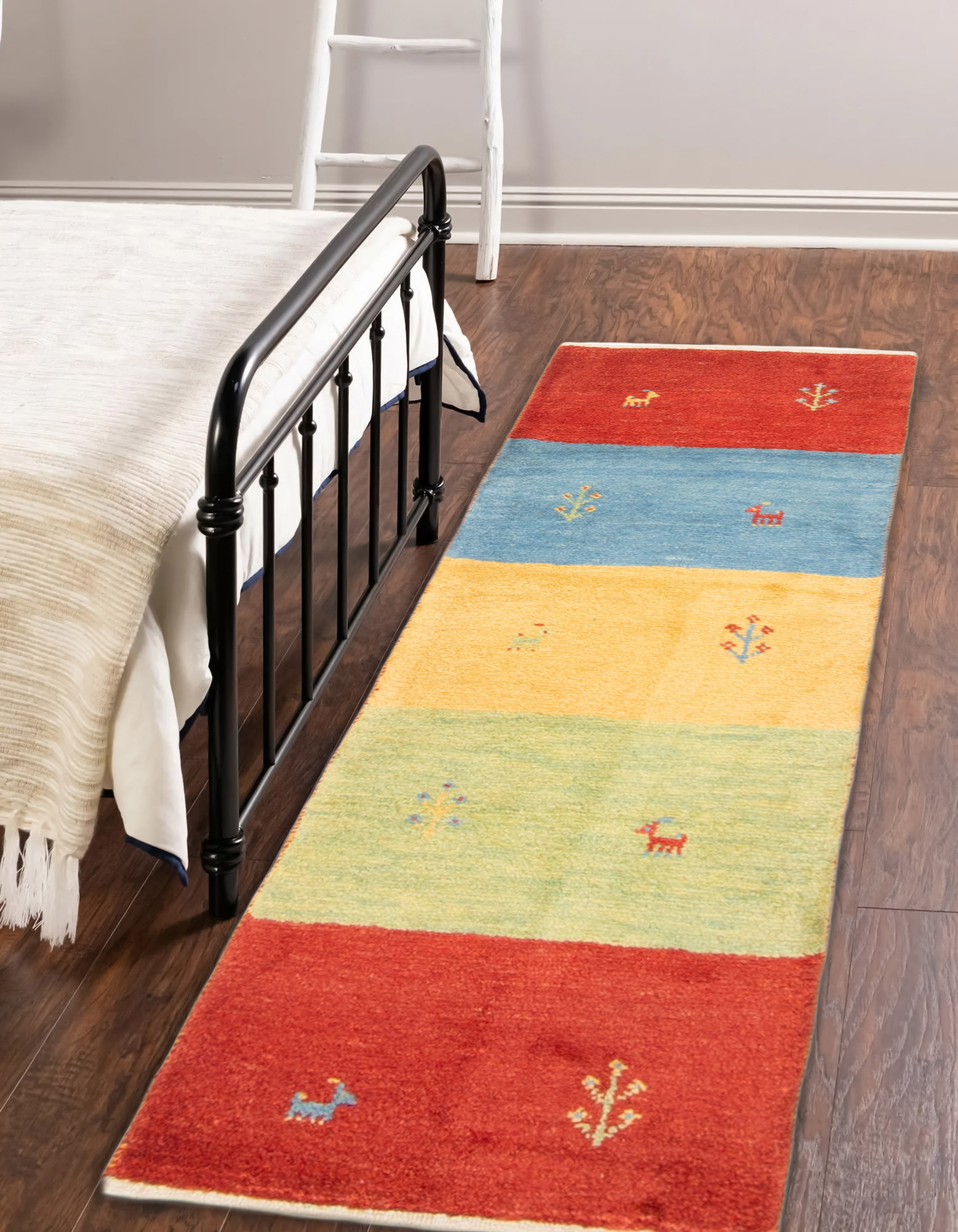 Persian Kashkuli Gabbeh 1'8" x 4'9" Hand-knotted Wool Runner Rug 
