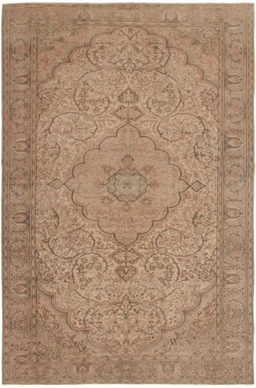 Turkish Antalya Vintage 6'4" x 9'8" Hand-knotted Wool Rug 