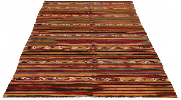 Turkish Boho 4'8" x 10'8" Flat-Weave Wool Kilim 