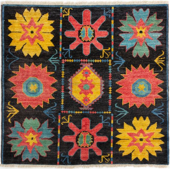 Indian Shalimar 6'0" x 6'3" Hand-knotted Wool Rug 