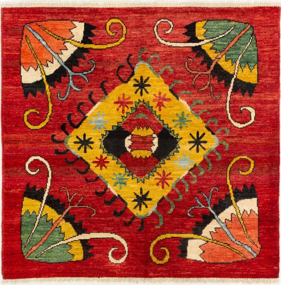 Indian Shalimar 6'3" x 6'4" Hand-knotted Wool Rug 