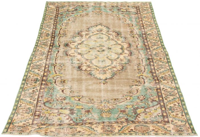Tapis antalya vintage  5'9" x 9'4" en laine