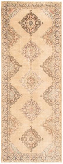 Turkish Anadol Vintage 4'9" x 12'8" Hand-knotted Wool Rug 