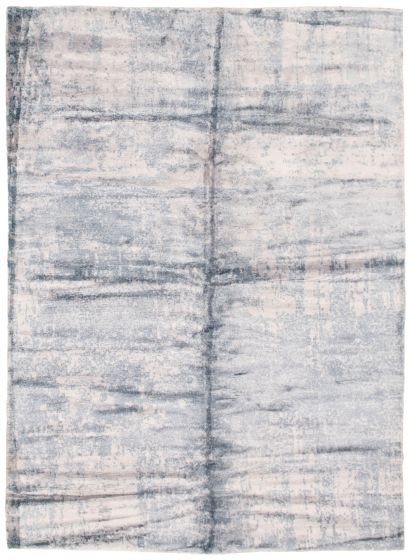Indian Galleria 4'9" x 6'9" Hand Loomed Viscose Rug 