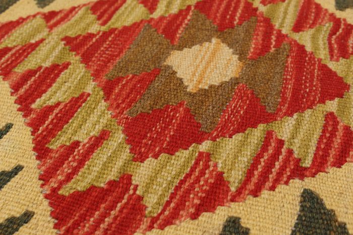 Turkish Sivas 4'9" x 7'11" Flat-Weave Wool Kilim 