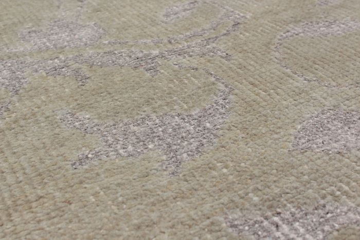 Indian La Seda 4'11" x 7'11" Hand-knotted Silk, Wool Rug 