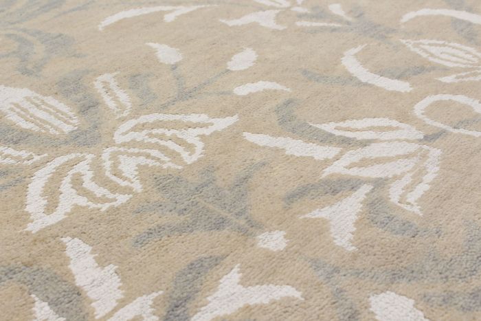 Indian Silk Shadow 6'0" x 9'4" Hand-knotted Wool & Silk Rug 