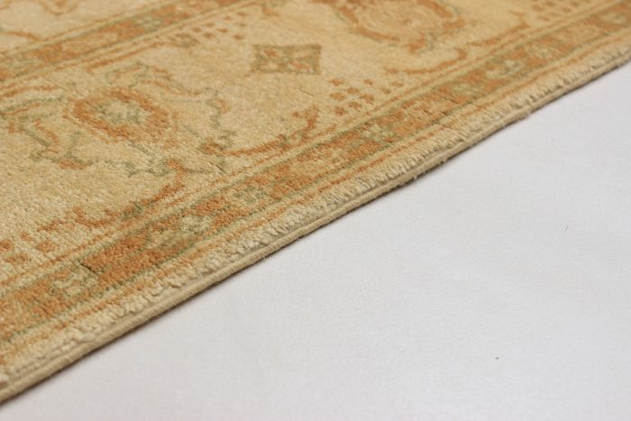 Pakistani Pako Persian 18 Of 20 4'0" x 5'11" Hand-knotted Wool Rug 