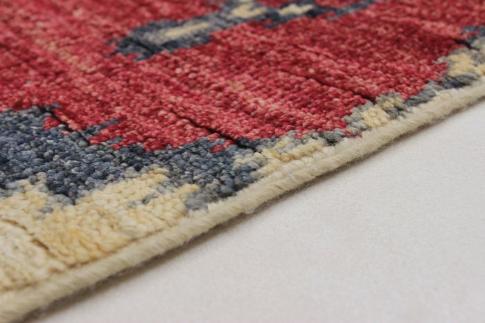 Indian Shalimar 4'1" x 5'9" Hand-knotted Wool Rug 