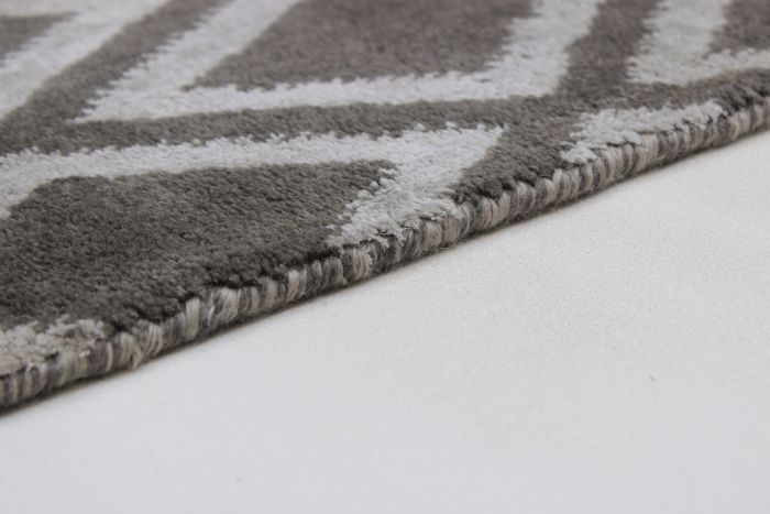 Indian Kashkuli Gabbeh 5'5" x 8'3" Hand-knotted Silk, Wool Rug 