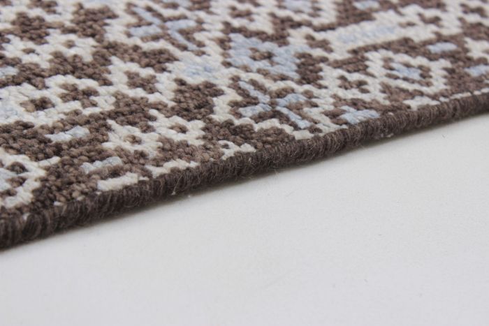 Indian La Seda 5'3" x 7'5" Hand-knotted Wool & Silk Rug 