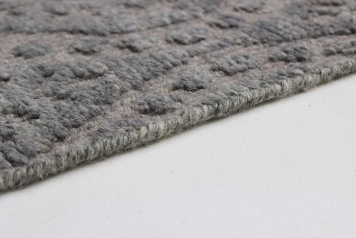 Indian Eternity 5'4" x 7'5" Hand-knotted Wool Rug 