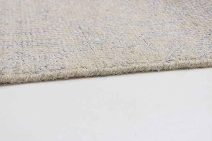 Indian La Seda 5'1" x 7'6" Hand-knotted Wool & Silk Rug 