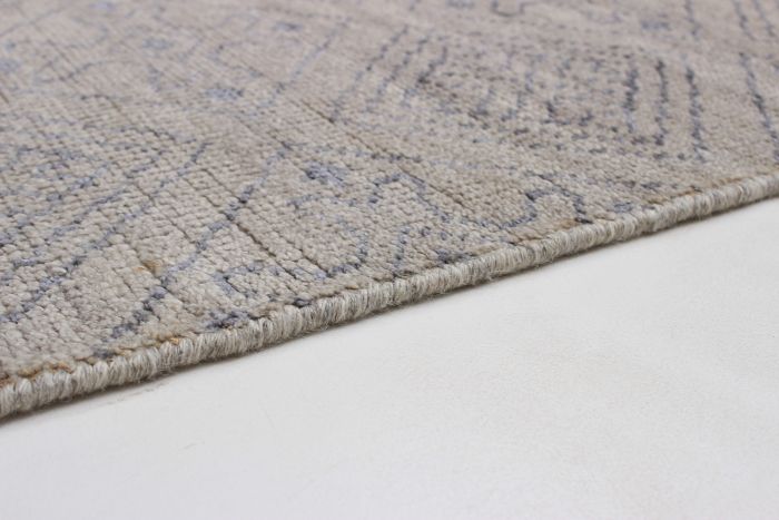 Indian La Seda 5'2" x 7'5" Hand-knotted Wool & Silk Rug 