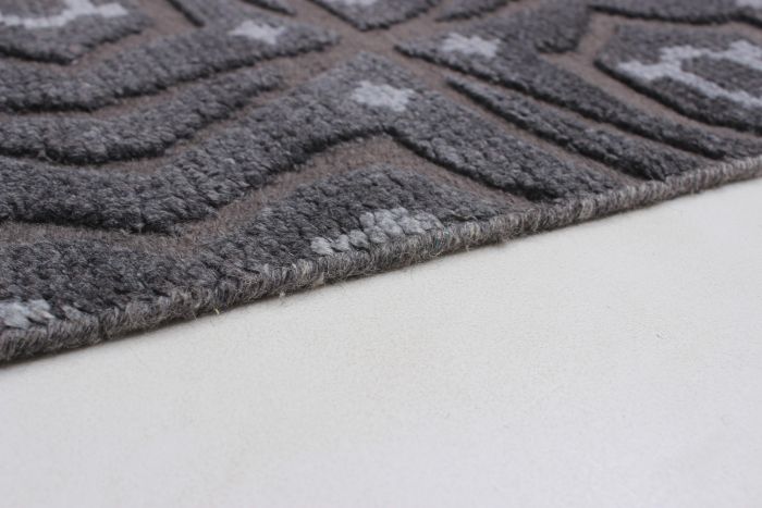 Indian Eternity 5'4" x 7'7" Hand-knotted Wool Rug 
