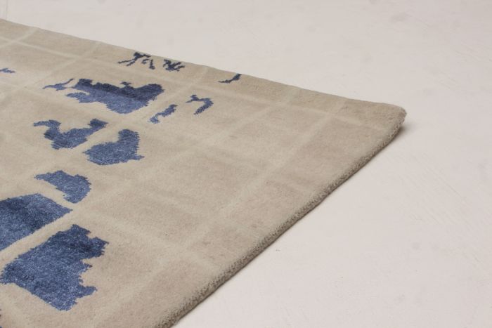 Indian Elixir 8'1" x 10'1" Hand-knotted Wool & Silk Rug 