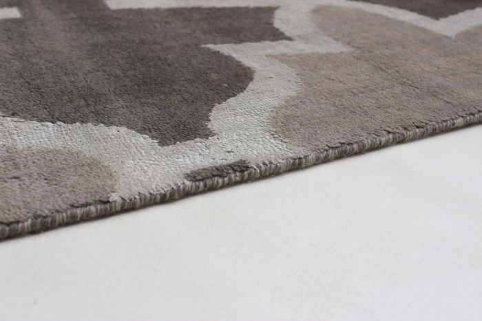 Indian Kashkuli Gabbeh 5'6" x 7'9" Hand-knotted Viscose, Wool Rug 