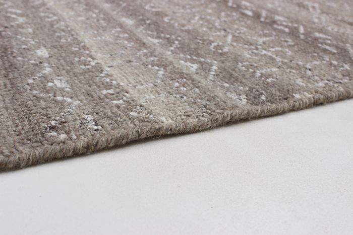 Indian La Seda 5'3" x 7'7" Hand-knotted Wool & Silk Rug 