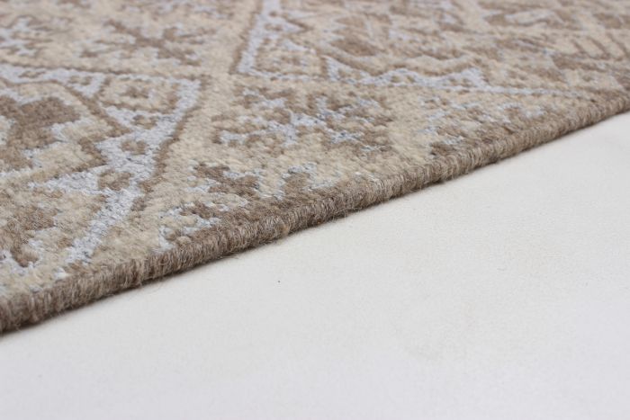 Indian La Seda 5'2" x 7'6" Hand-knotted Wool & Silk Rug 