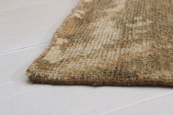Indian Elixir 7'7" x 9'9" Hand-knotted Wool & Silk Rug 