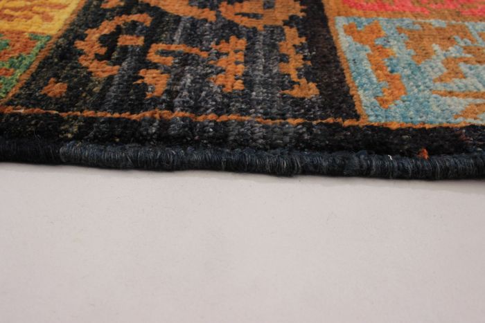 Indian Shalimar 4'3" x 6'5" Hand-knotted Wool Rug 