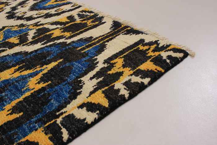 Indian Shalimar 4'0" x 6'4" Hand-knotted Wool Rug 