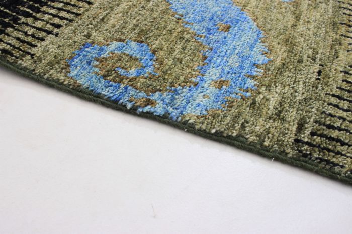 Indian Shalimar 5'9" x 12'0" Hand-knotted Wool Rug 