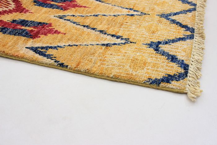 Indian Shalimar 6'1" x 9'6" Hand-knotted Wool Rug 