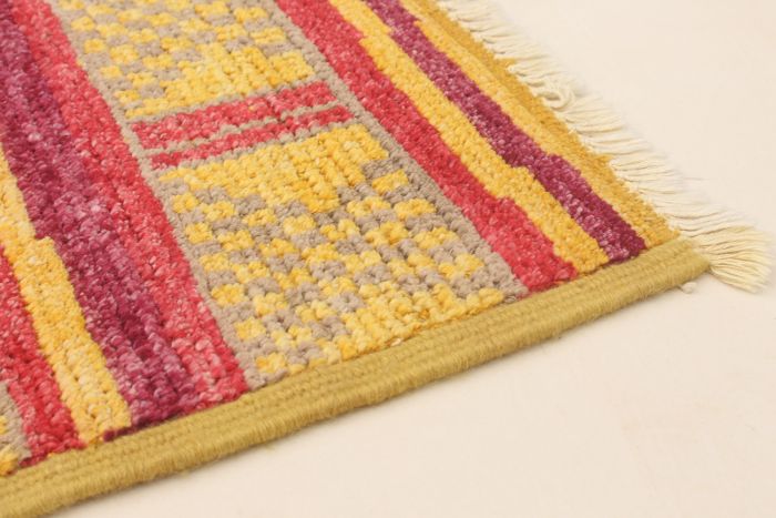 Indian Shalimar 4'1" x 6'2" Hand-knotted Wool Rug 