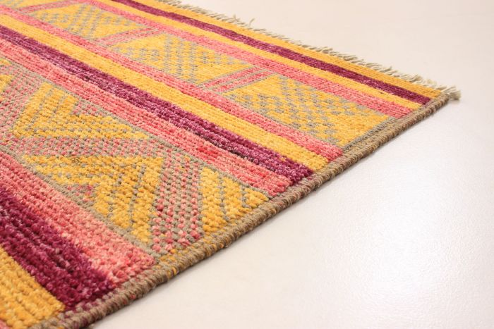 Indian Shalimar 5'4" x 7'9" Hand-knotted Wool Rug 