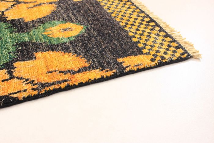 Indian Shalimar 4'6" x 7'0" Hand-knotted Wool Rug 