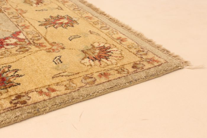 Indian Chobi Twisted 5'0" x 7'0" Hand-knotted Wool Rug 