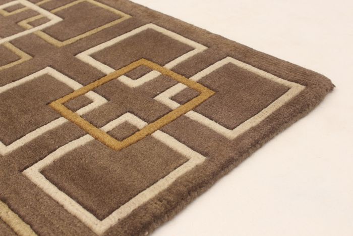 Nepal Opulence 5'5" x 7'7" Hand-knotted Wool Rug 