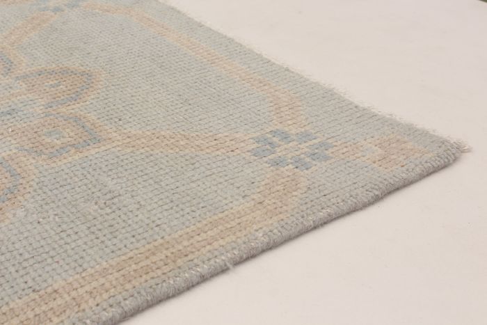 Indian Eternity 6'3" x 9'1" Hand-knotted Wool Rug 