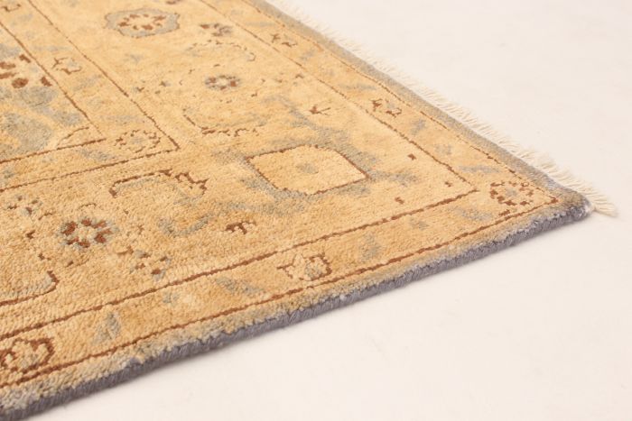 Indian Jules Oushak 5'5" x 8'2" Hand-knotted Silk Rug 