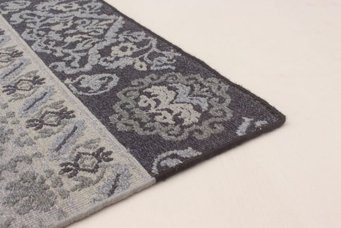Indian Tamar III 3'6" x 5'6" Flat-Weave Wool Tapestry Kilim 