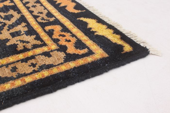 Indian Shalimar 6'5" x 9'0" Hand-knotted Wool Rug 