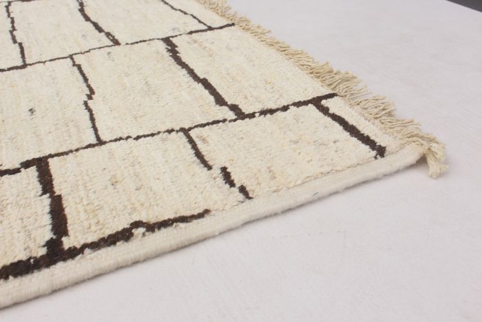 Indian Tangier 6'2" x 8'10" Hand-knotted Wool Rug 