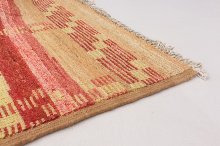 Indian Shalimar 6'3" x 8'10" Hand-knotted Wool Rug 
