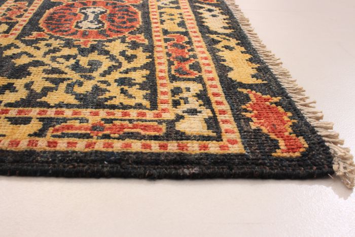 Indian Shalimar 5'1" x 8'1" Hand-knotted Wool Rug 