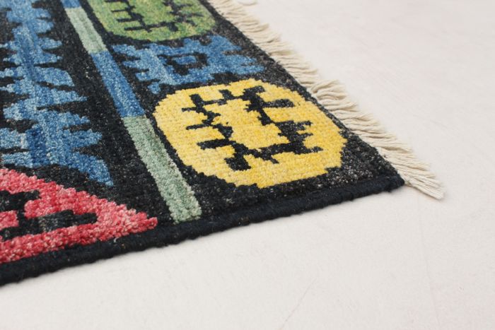 Indian Shalimar 6'3" x 8'9" Hand-knotted Wool Rug 