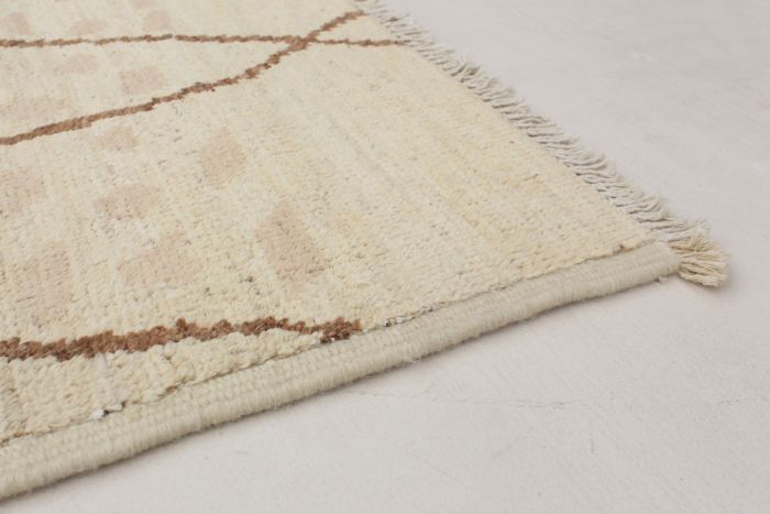 Indian Tangier 5'0" x 7'10" Hand-knotted Wool Rug 