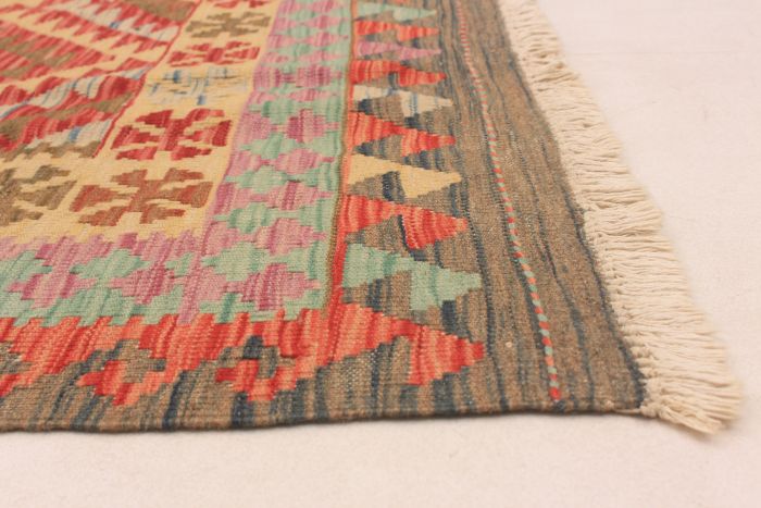 Turkish Kashkoli FW 5'0" x 6'9" Flat-Weave Wool Kilim 