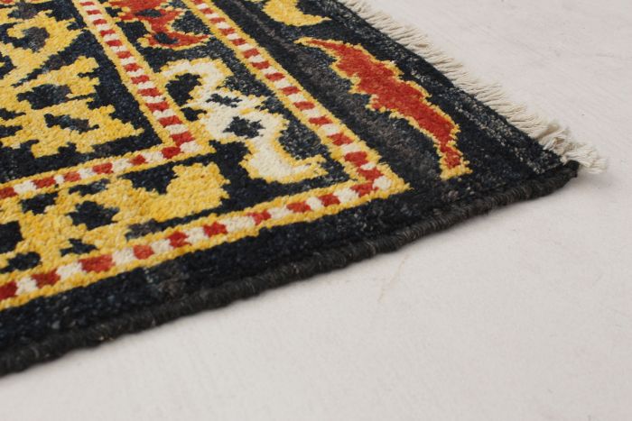Indian Shalimar 6'1" x 9'0" Hand-knotted Wool Rug 
