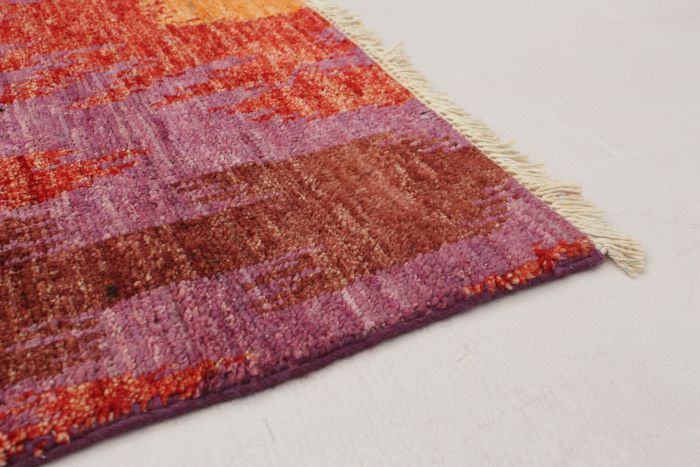 Indian Shalimar 5'10" x 9'3" Hand-knotted Wool Rug 