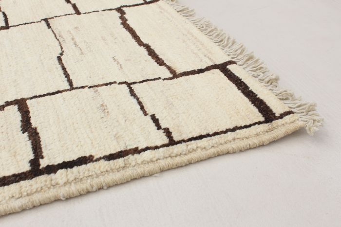 Indian Tangier 6'0" x 9'1" Hand-knotted Wool Rug 