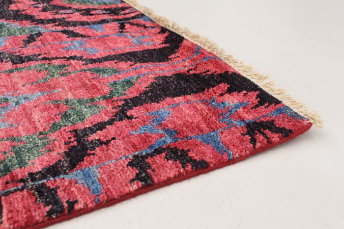 Indian Shalimar 6'1" x 9'4" Hand-knotted Wool Rug 