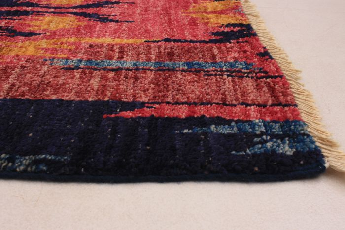 Indian Shalimar 6'0" x 9'3" Hand-knotted Wool Rug 