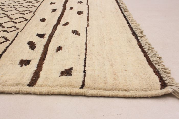Indian Tangier 5'2" x 8'0" Hand-knotted Wool Rug 